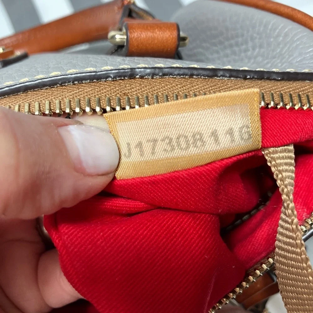 Authentic  Dooney & Bourke elephant gray pebbled leather barrel (Trudy) satchel - Picture 15 of 15